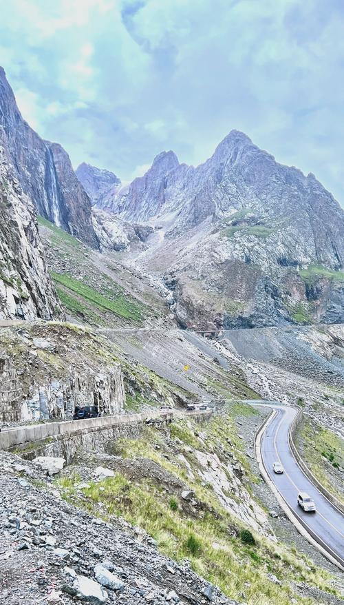 管家婆期期四肖四码中特管家和独库公路恢复通车与独库公路恢复通车了吗
