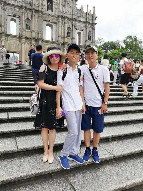 澳门研究生资料网站大全,和桂林通报小学生坠楼与桂林通报小学生坠楼原因